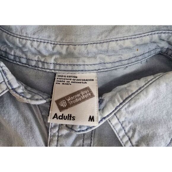 VTG Looney Tunes Embroidered Denim Shirt Mens M Bugs Bunny Daffy Duck Cartoon - Picture 9 of 9